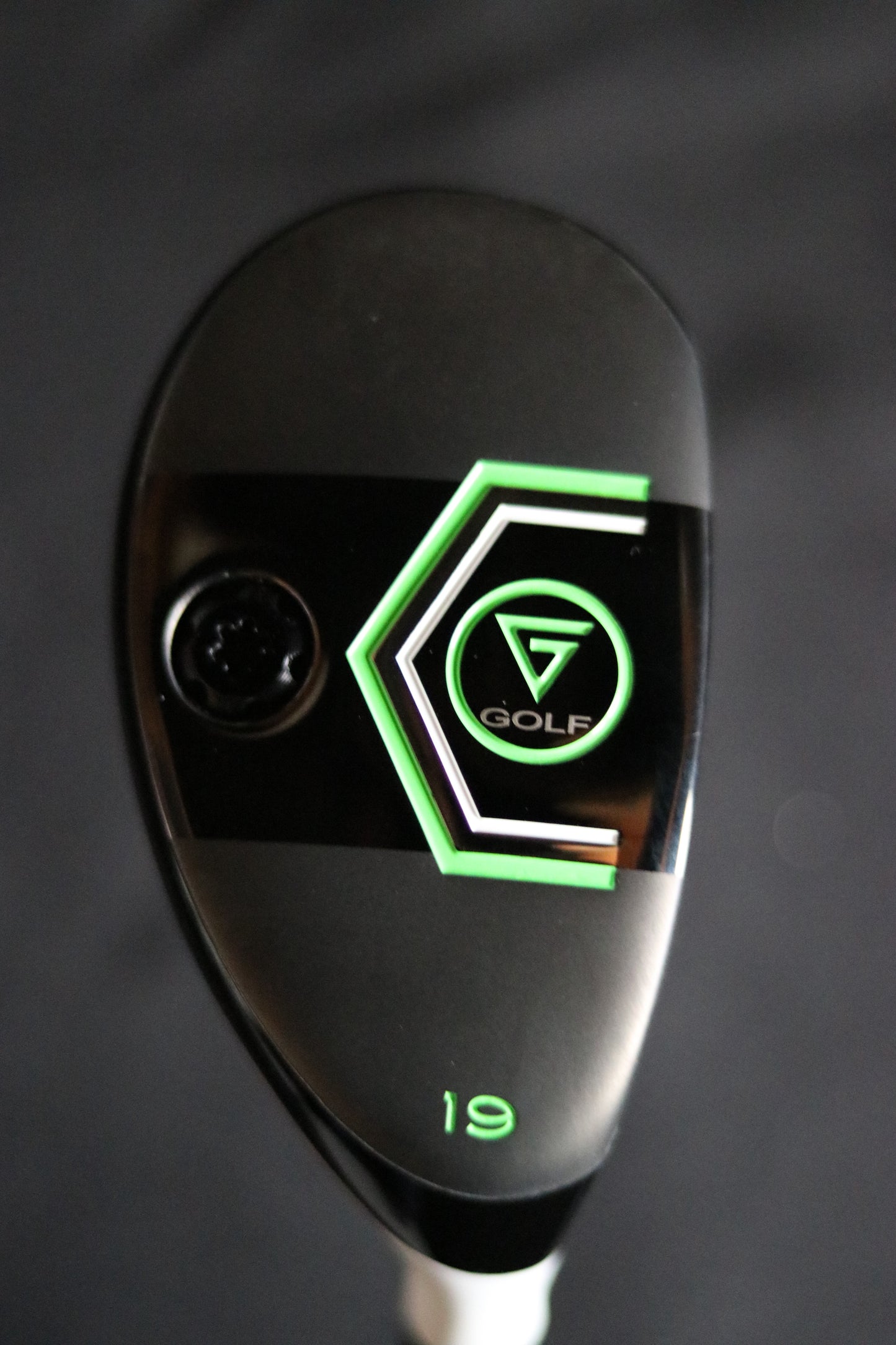 Vertical Groove Golf Hybrid