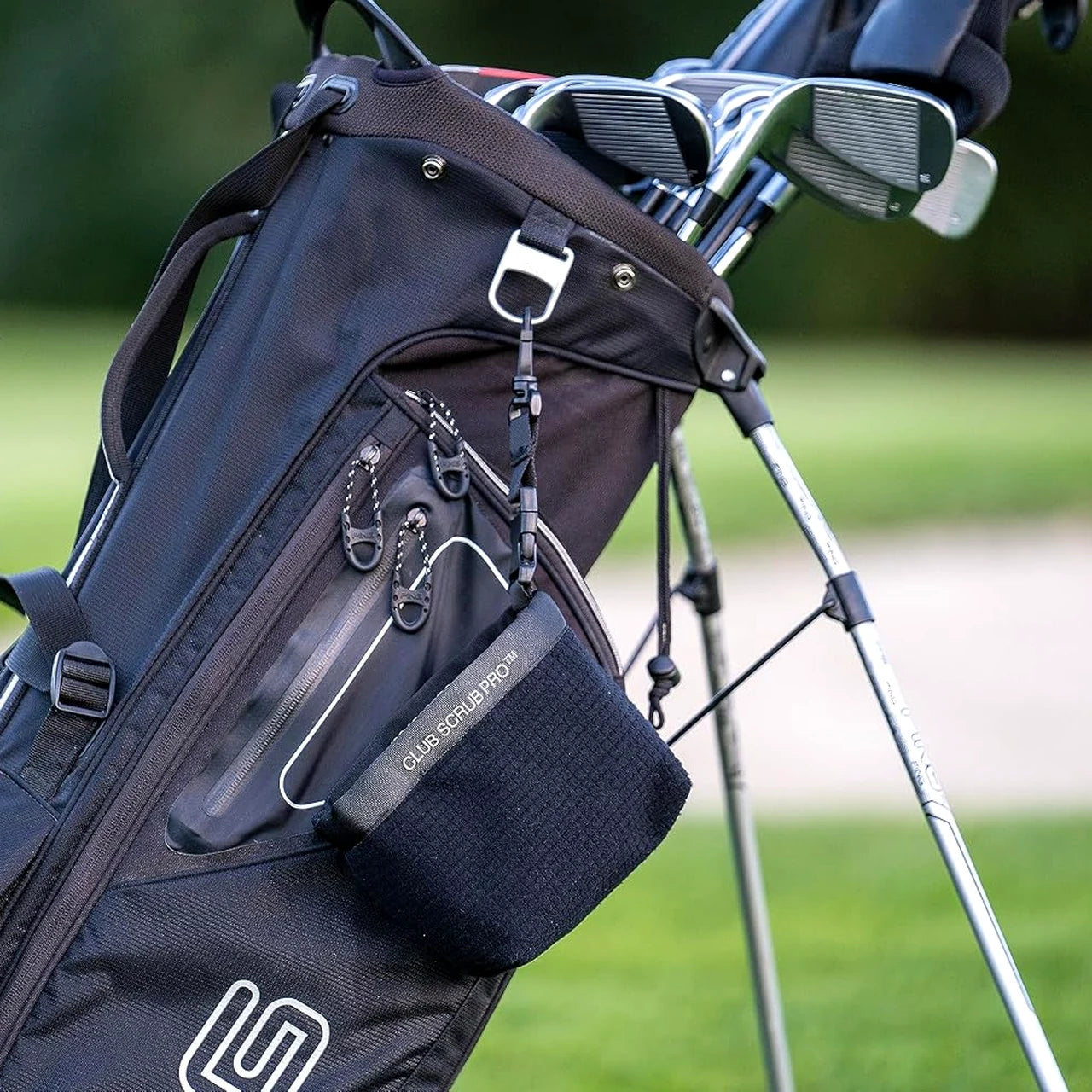 Club Scrub Pro™ Golf Club & Ball Cleaner